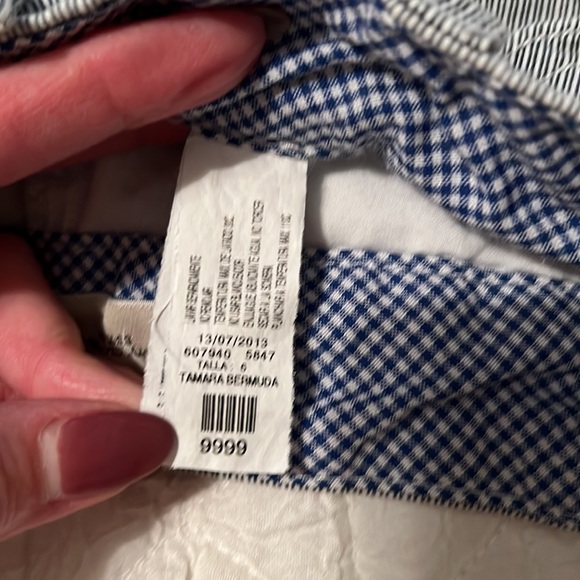 Blue striped shorts. Size 6 - Picture 3 of 5